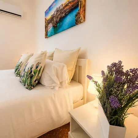 Casa Monet Apartment